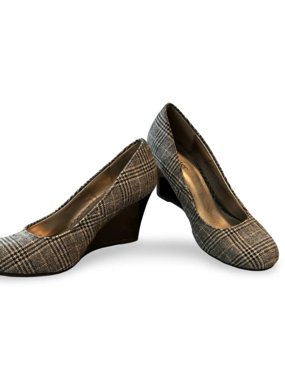 Dexter Wedge Shoe - Size 7.5